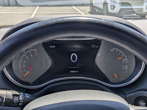 Used 2021 Jeep Grand Cherokee Laredo X RWD image 10