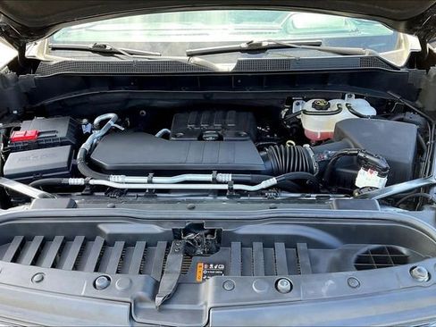 Used 2023 Chevrolet Silverado 1500 LT AWD/4WD image 20