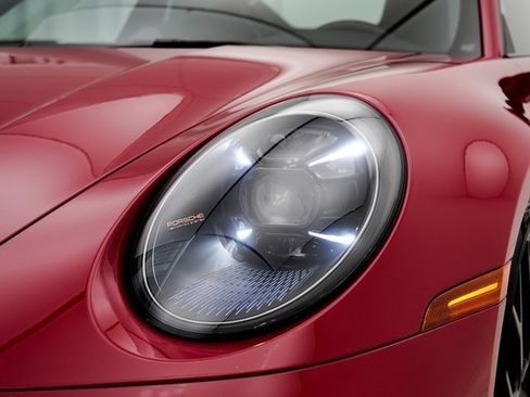 Used 2024 Porsche 911 Carrera GTS image 38