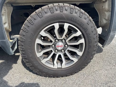 Used 2023 GMC Sierra 1500 Pro AWD/4WD image 16