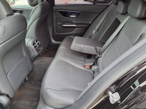 Used 2024 Mercedes-Benz C 300 Sedan image 17