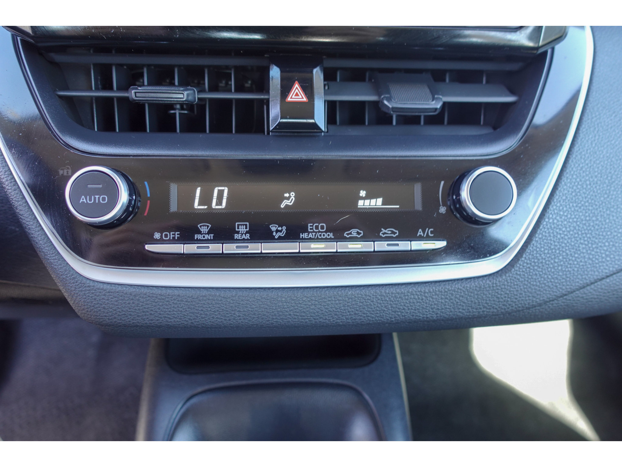 Certified 2024 Toyota Corolla LE FWD image 17