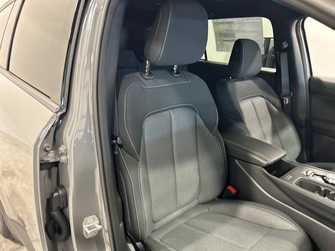 New 2026 Jeep Cherokee Laredo AWD/4WD image 31