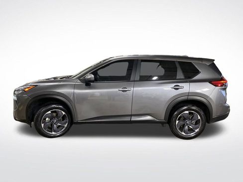 Certified 2024 Nissan Rogue SV image 10