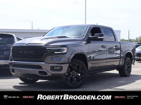 Used 2022 RAM 1500 Limited AWD/4WD image 1