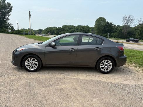 Used 2013 MAZDA MAZDA3 i Touring FWD image 4