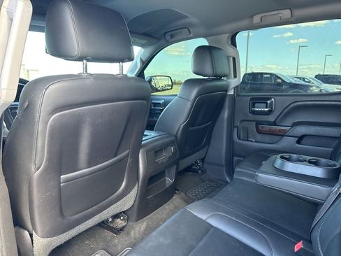Used 2014 GMC Sierra 1500 SLT w/ SLT Crew Cab Value Package image 17