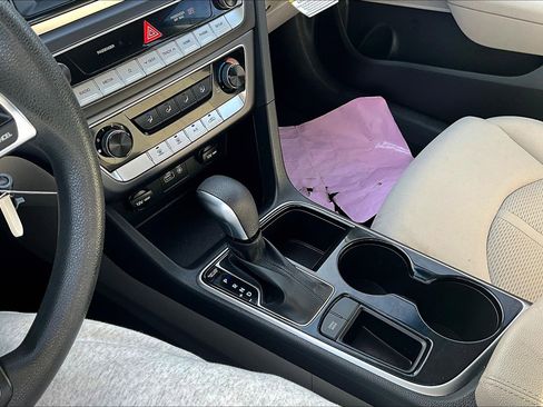 Used 2018 Hyundai Sonata ECO image 15