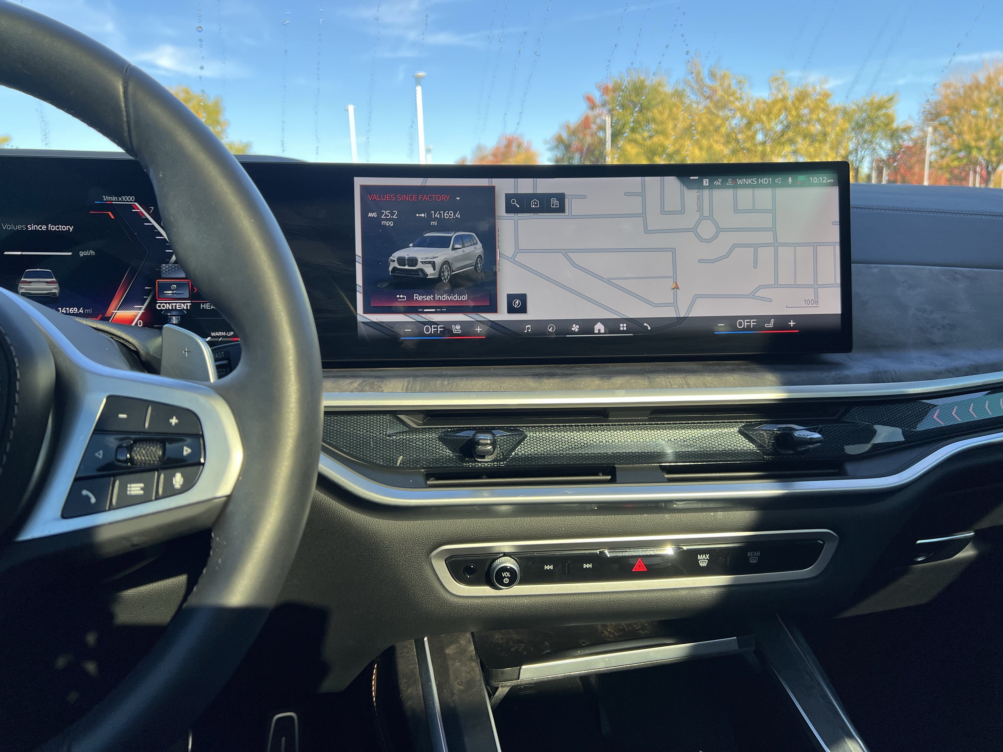 Certified 2026 BMW X7 xDrive40i w/ M Sport Package AWD/4WD image 32