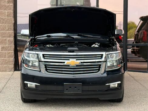 Used 2016 Chevrolet Suburban LTZ RWD image 21