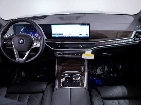 Used 2026 BMW X5 sDrive40i RWD image 12