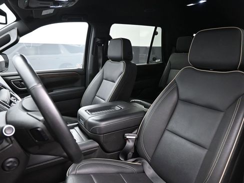 Used 2024 Chevrolet Tahoe Premier image 12