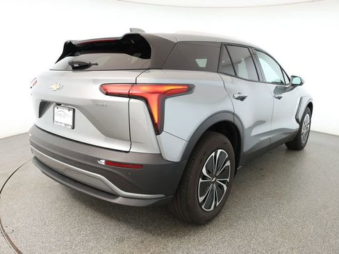 Used 2024 Chevrolet Blazer EV LT image 4