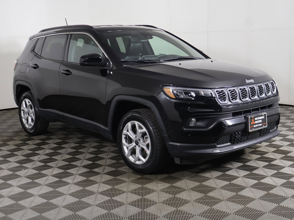 Used 2026 Jeep Compass Latitude AWD/4WD image 49