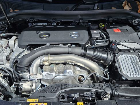 New 2025 Mercedes-Benz GLA 250 image 21