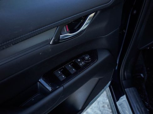 New 2025 MAZDA CX-5 AWD 2.5 S w/ Preferred Package image 19