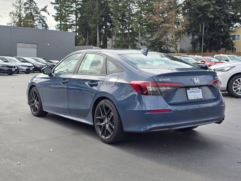 Certified 2025 Honda Civic Sport image 18