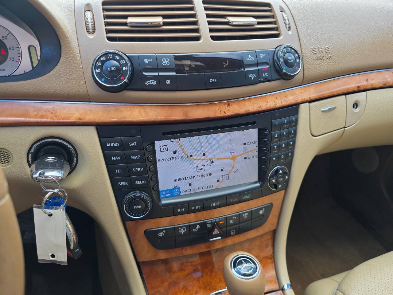 Used 2008 Mercedes-Benz E 350 4MATIC Sedan image 17