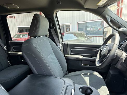 Used 2026 RAM 2500 Big Horn AWD/4WD image 10