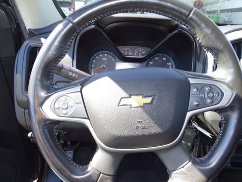 Used 2019 Chevrolet Colorado LT RWD image 15