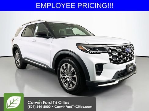 New 2026 Ford Explorer Platinum AWD/4WD image 1