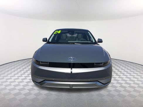 Used 2024 Hyundai Ioniq 5 Limited image 2