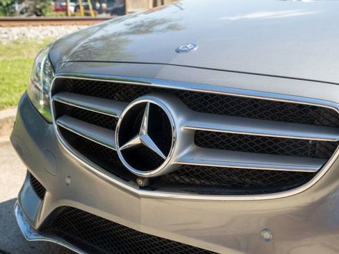 Used 2015 Mercedes-Benz E 350 4MATIC Wagon image 9