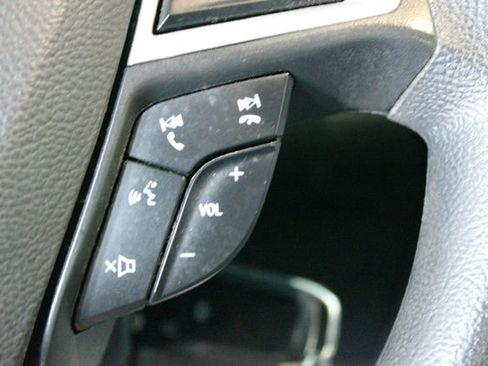 Used 2015 Ford Fusion SE image 14