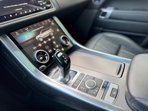 Used 2020 Land Rover Range Rover Sport HSE image 14