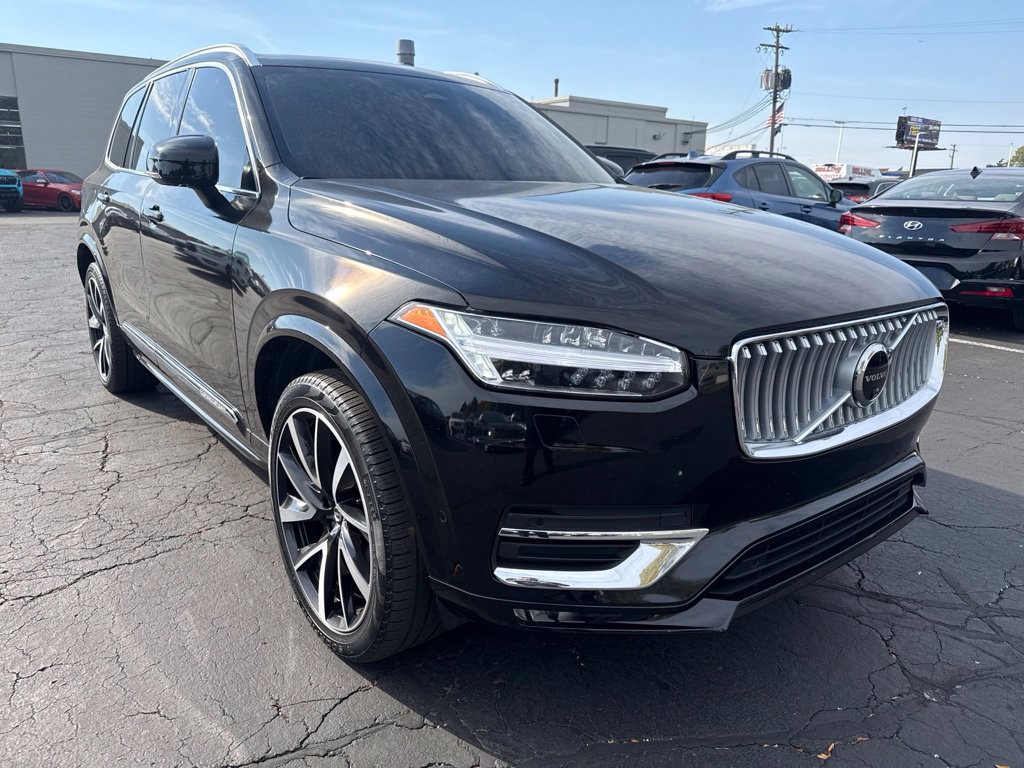 Used 2024 Volvo XC90 B6 Ultimate w/ Lounge Package AWD/4WD image 3