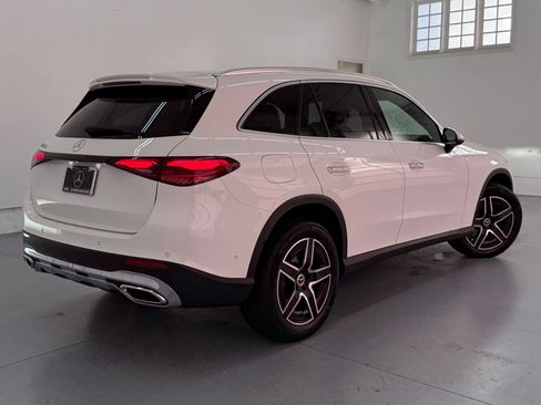 Certified 2026 Mercedes-Benz GLC 300 image 8