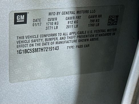 Used 2017 Chevrolet Cruze LS image 12