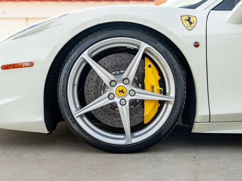Used 2012 Ferrari 458 Italia Coupe RWD image 28