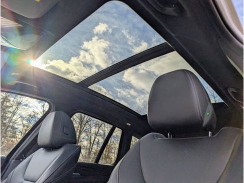 Used 2023 BMW X3 xDrive30i w/ Premium Package image 16