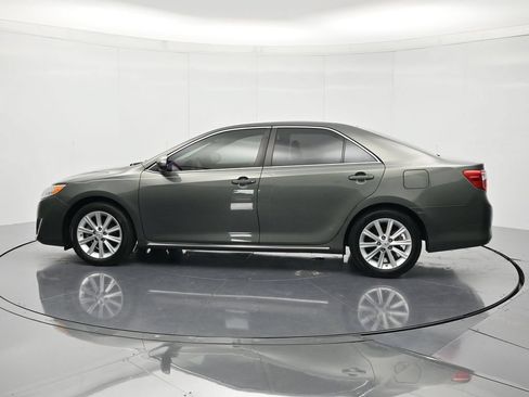 Used 2013 Toyota Camry XLE FWD image 8