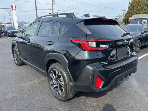 Used 2024 Subaru Crosstrek 2.0i Premium image 7