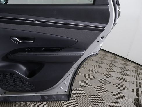 Certified 2022 Hyundai Tucson Limited AWD/4WD image 30
