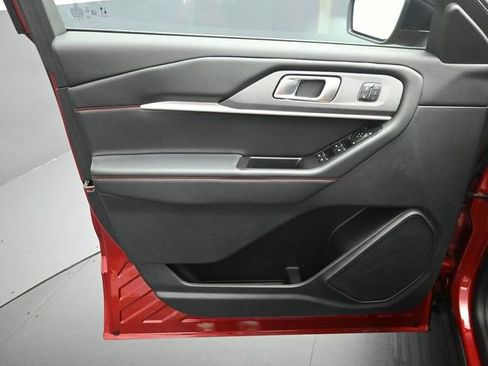 Used 2025 Ford Explorer ST-Line w/ Premium Package image 21