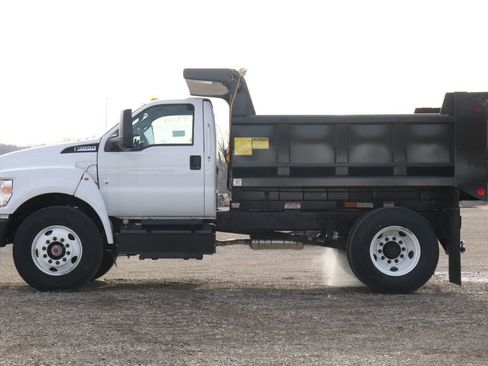 New 2026 Ford F650 2WD Regular Cab Super Duty image 5
