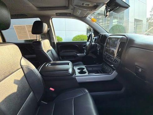 Used 2015 Chevrolet Silverado 1500 LTZ Z71 w/ LTZ Plus Package AWD/4WD image 11