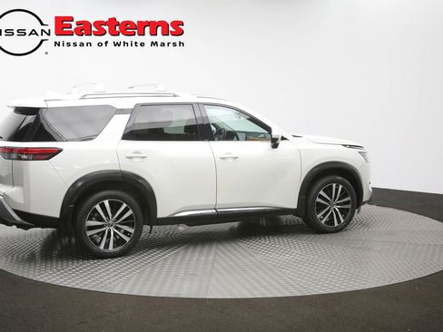 Used 2023 Nissan Pathfinder Platinum AWD/4WD image 46