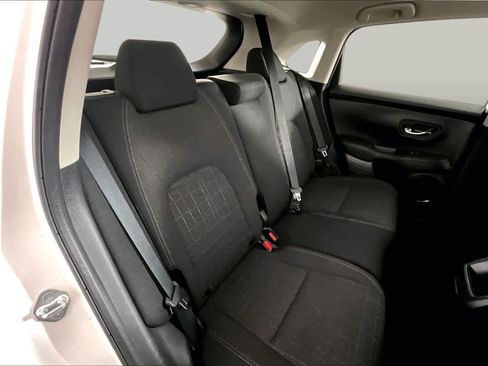 Used 2023 Honda HR-V LX image 19