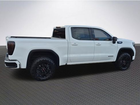 Used 2023 GMC Sierra 1500 Elevation w/ X31 Off-Road Package AWD/4WD image 4