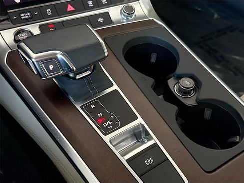 Used 2021 Audi A6 Premium Plus w/ Premium Plus Package image 17