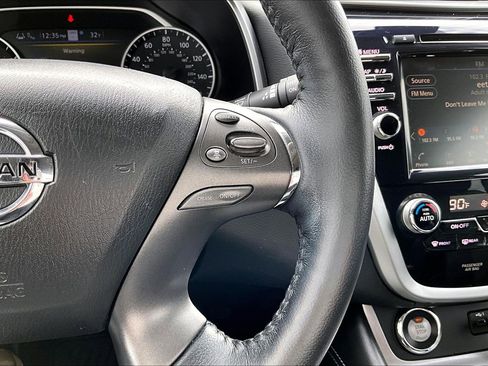 Used 2020 Nissan Murano SL image 23