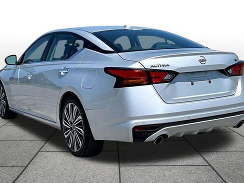 Used 2023 Nissan Altima 2.5 SL FWD image 10
