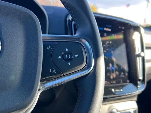 Used 2022 Volvo C40 P8 Recharge Ultimate image 20