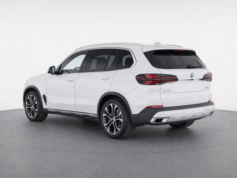 Certified 2024 BMW X5 sDrive40i w/ Premium Package RWD image 7