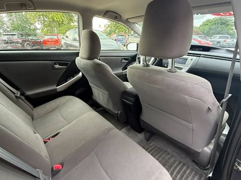 Used 2015 Toyota Prius Three FWD image 11