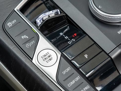 Used 2024 BMW 430i Convertible RWD image 23